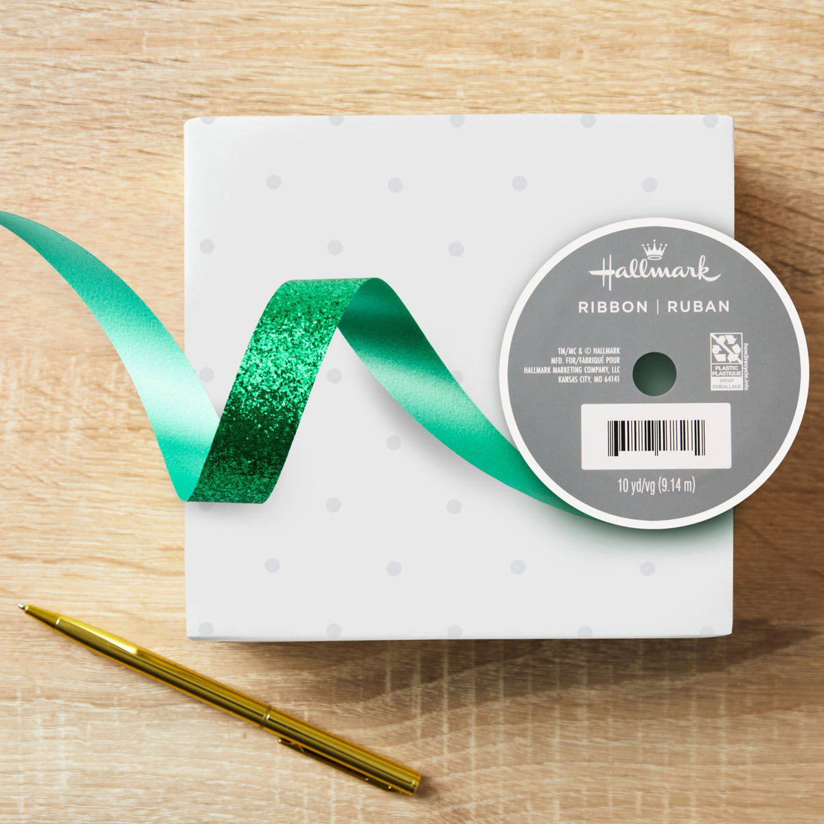 Hallmark 0.6'' Sparkly Green Holiday Ribbon, 30'