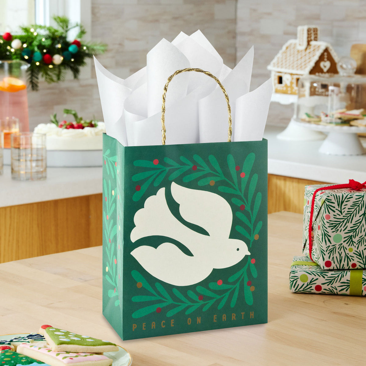 Hallmark 9.6'' Peace Dove on Green Medium Christmas Gift Bag