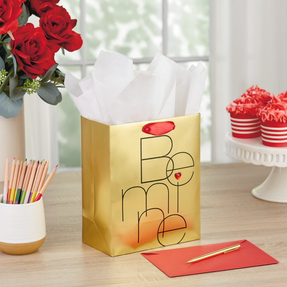 Hallmark 9.6" Be Mine Valentine's Day Gift Bag