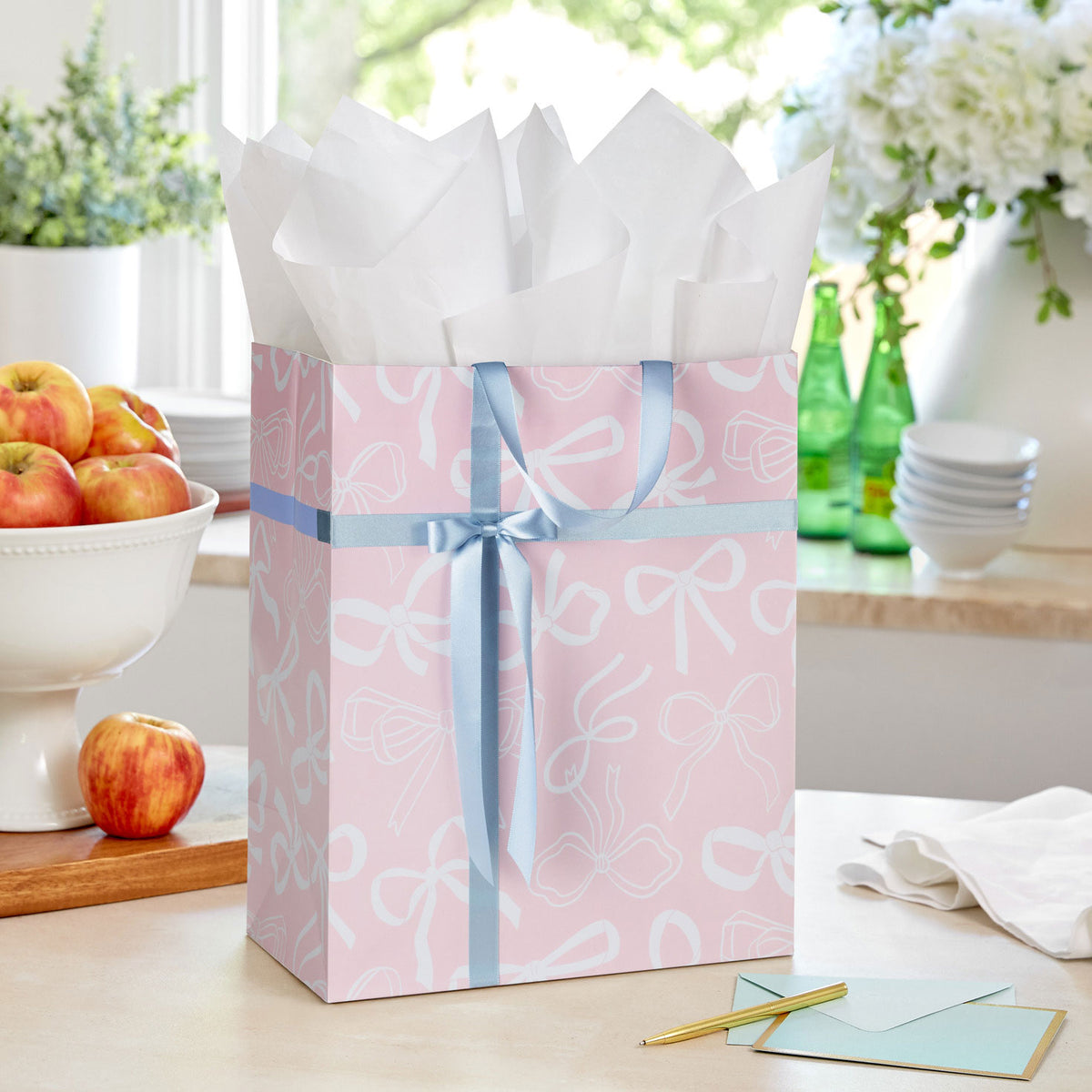 Hallmark 13'' Lacey Chabert Collection Bows on Pink Large Gift Bag