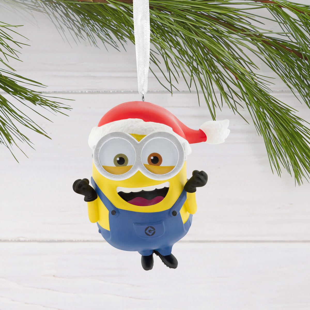 Hallmark Minions Bob in Santa Hat Hallmark Ornament