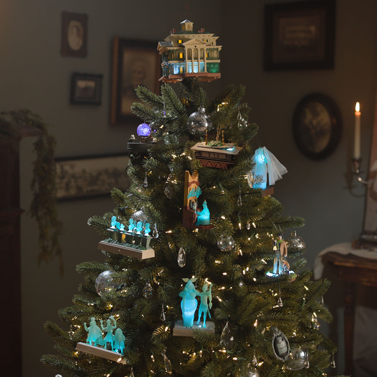 Hallmark Disney The Haunted Mansion Collection The Opera Singers Ornament With Light and Sound