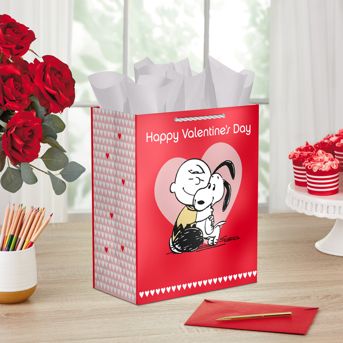 Hallmark 13" Peanuts® Charlie Brown & Snoopy Valentine's Day Gift Bag