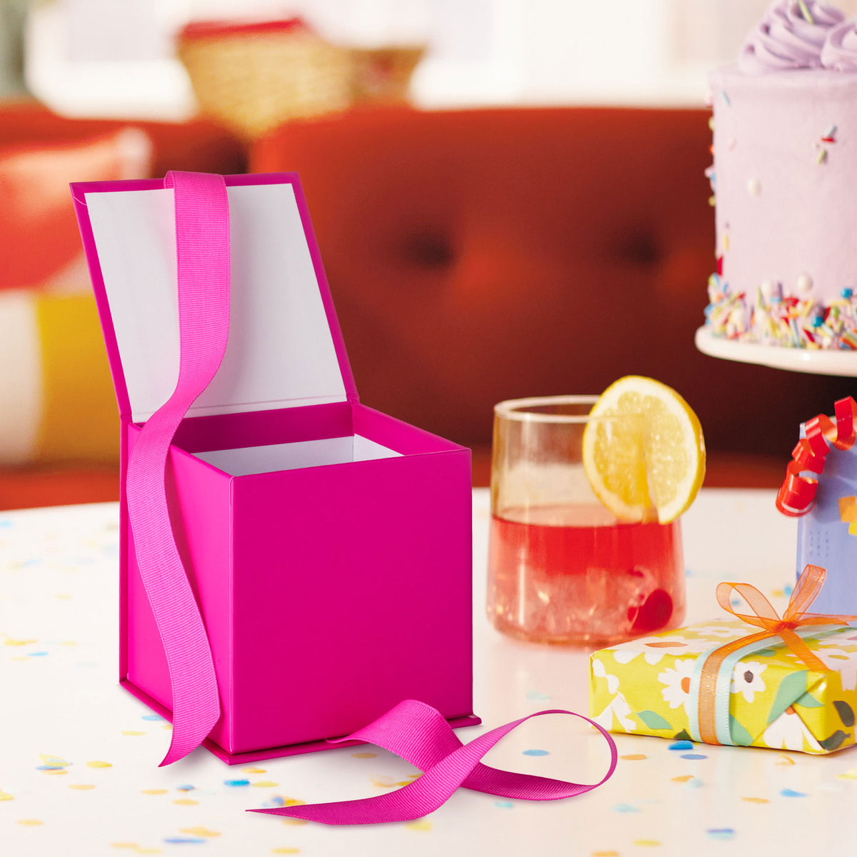 Hallmark 4.2'' Solid Hot Pink Small Square Gift Box