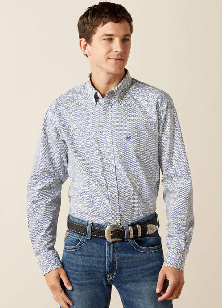 Santos Fitted LS in Cream by Ariat