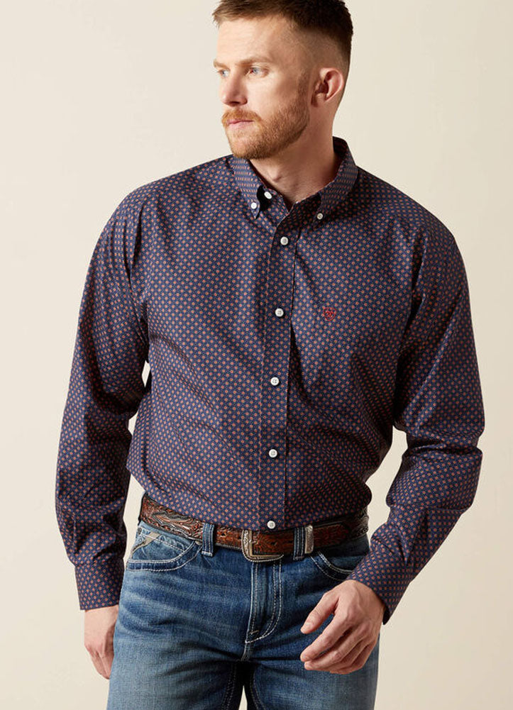 Wrinkle Free Briggs LS in Navy by Ariat