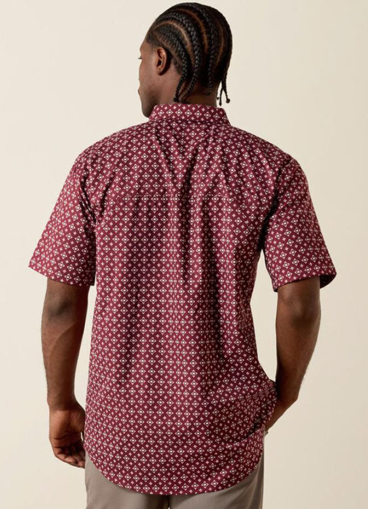 Printed 360 Airflow SS in Maroon Banner by Ariat