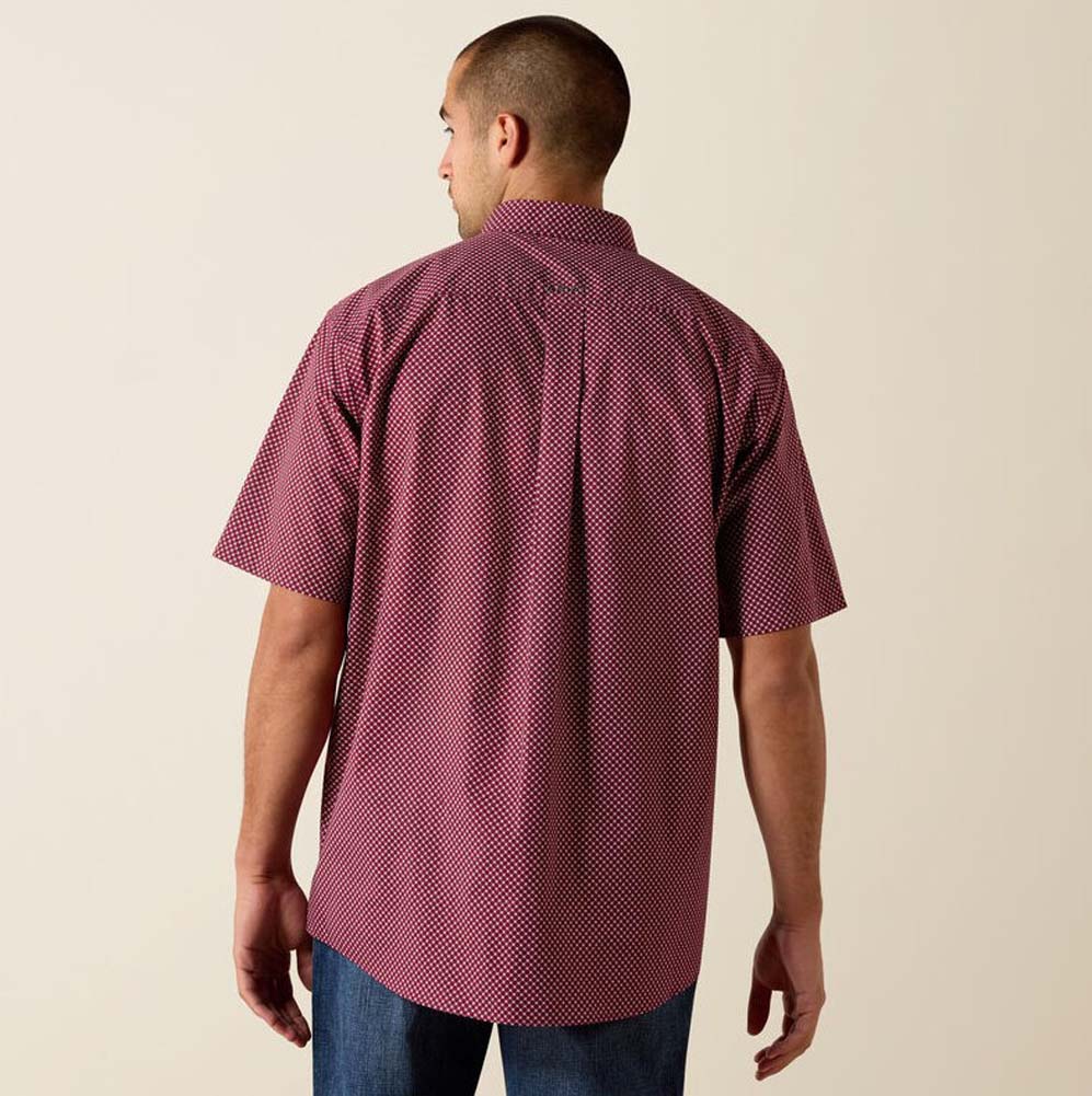 Casual Series Geo Print SS in Maroon Banner by Ariat