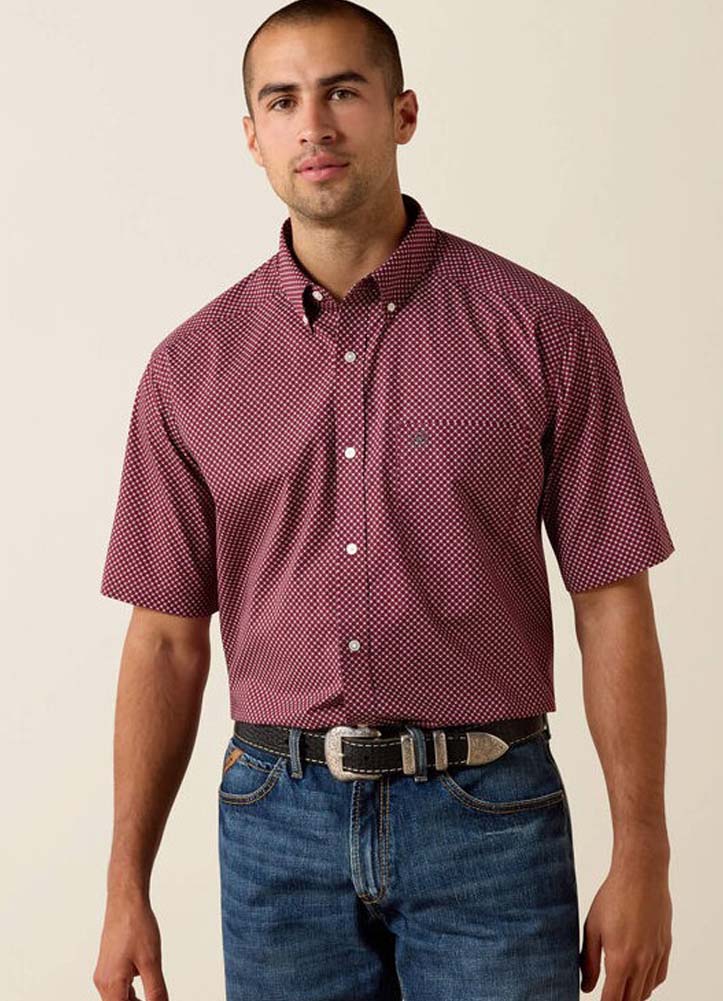 Casual Series Geo Print SS in Maroon Banner by Ariat