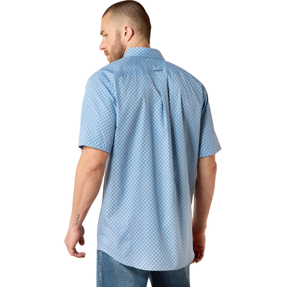 Wrinkle Free Cash SS in Blissful Blue Medallion by Ariat