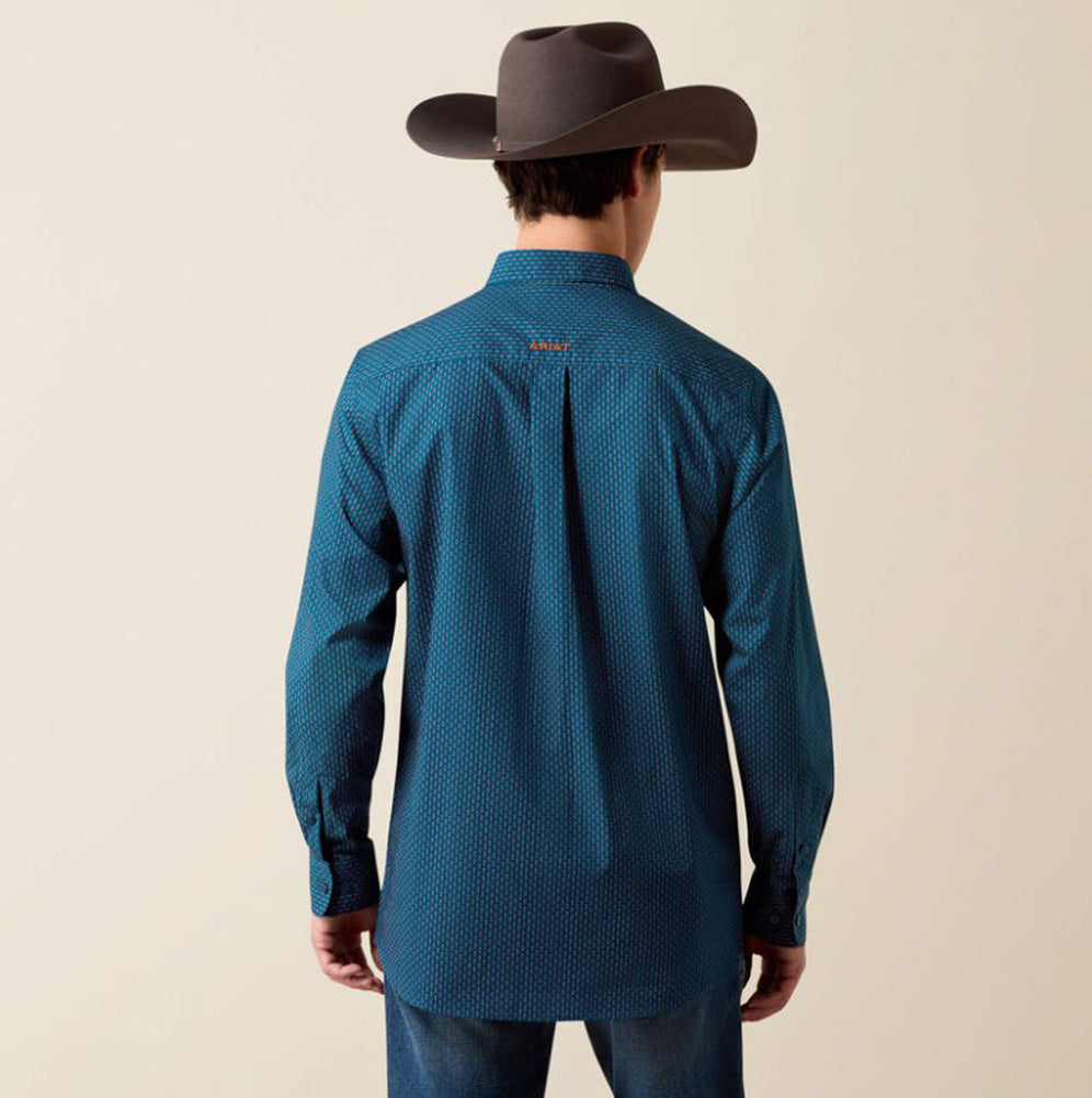 Claude Fitted LS in Sailor Blue Micro Geo by Ariat