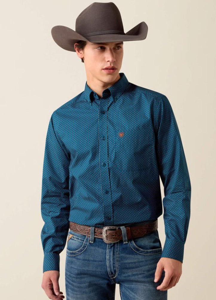 Claude Fitted LS in Sailor Blue Micro Geo by Ariat
