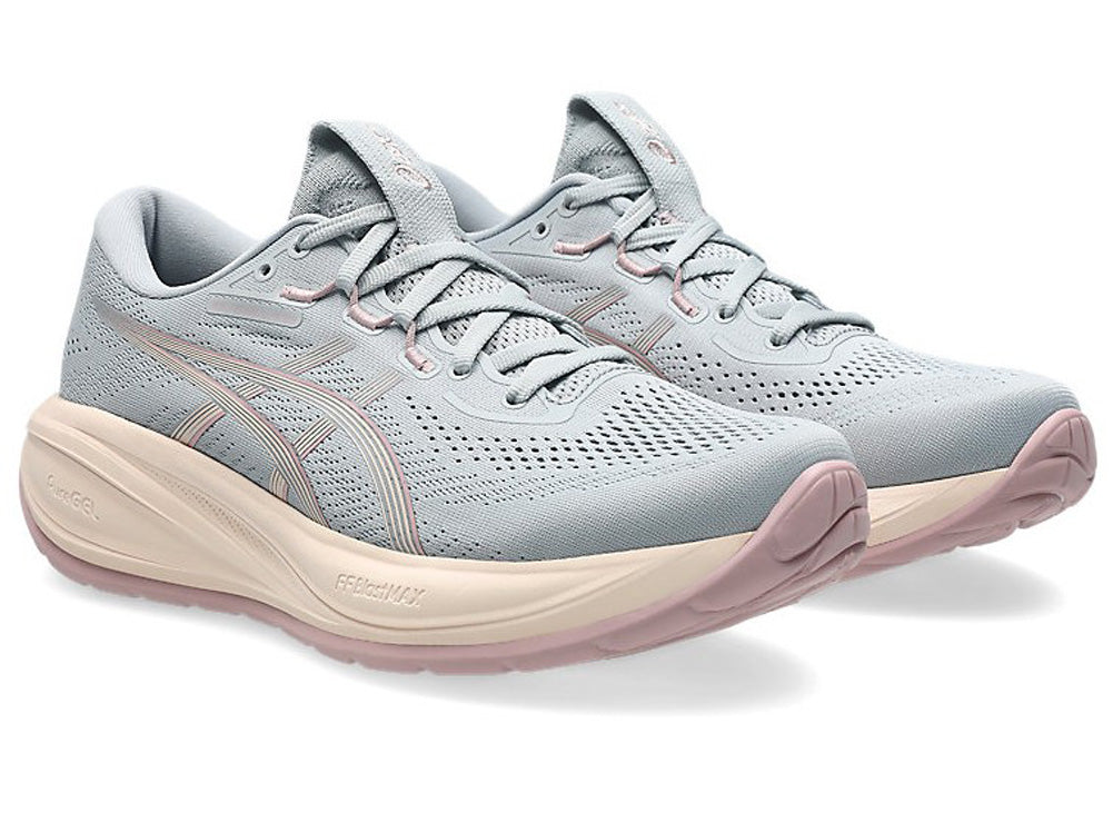 Gel-Cumulus 28 in Piedmont Grey/Pearl Pink by Asics