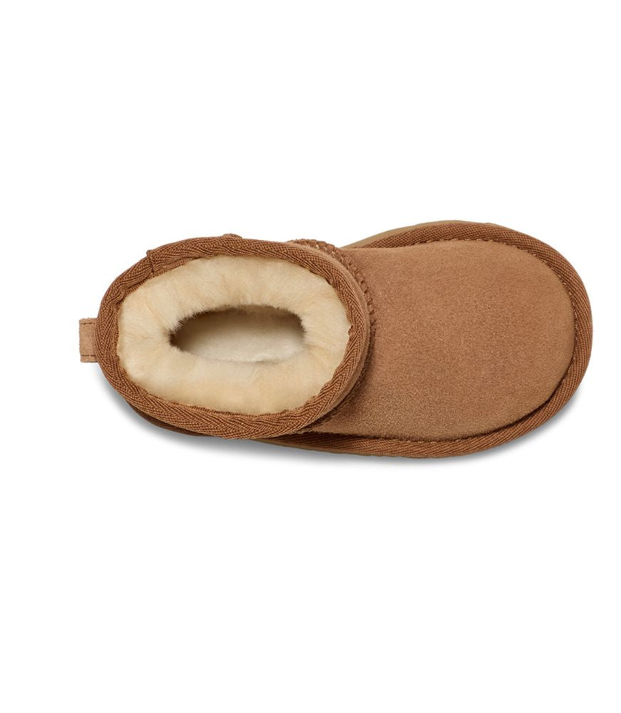 Classic Mini II in Chestnut by UGG