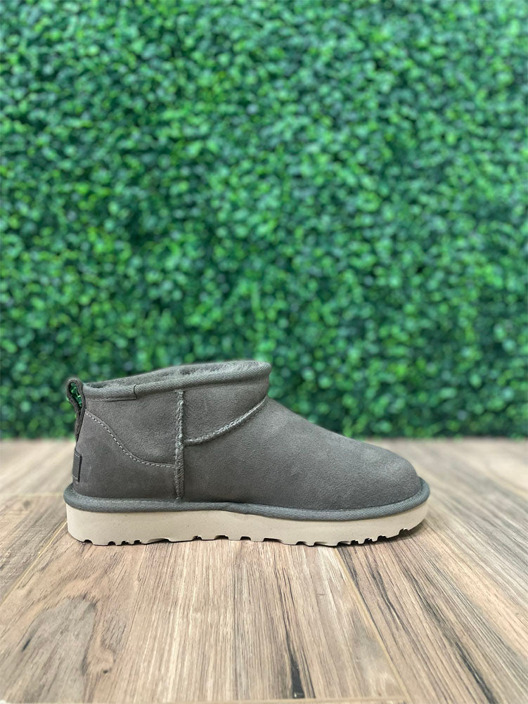 Classic Ultra Mini in Dried Oregano by UGG