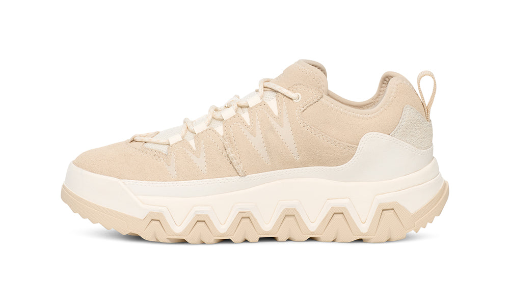 CapTrail Low in Light Beige by UGG