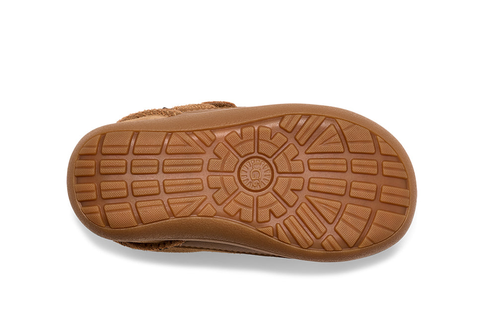 Adventurer Sneaker in Chestnut by UGG