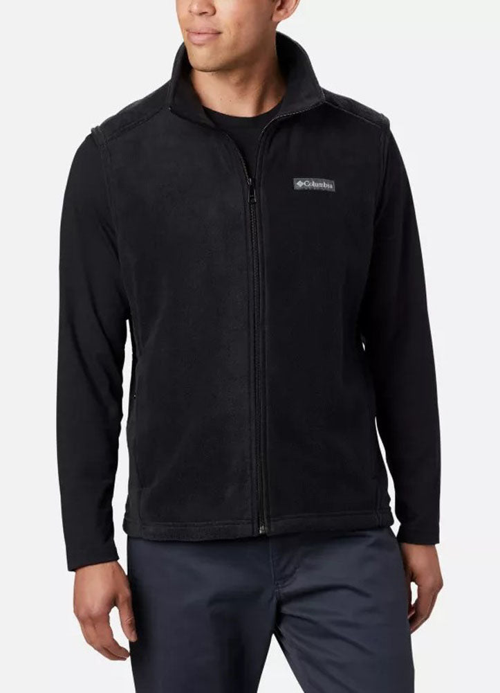 Steens Mountain Vest in Black by Columbia