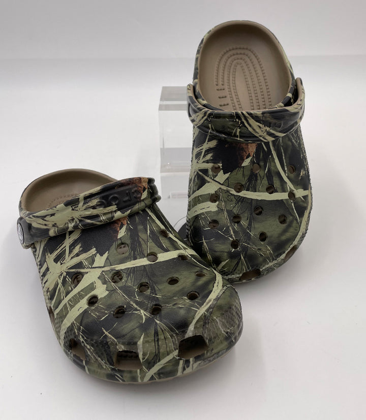 Classic realtree v2 crocs online