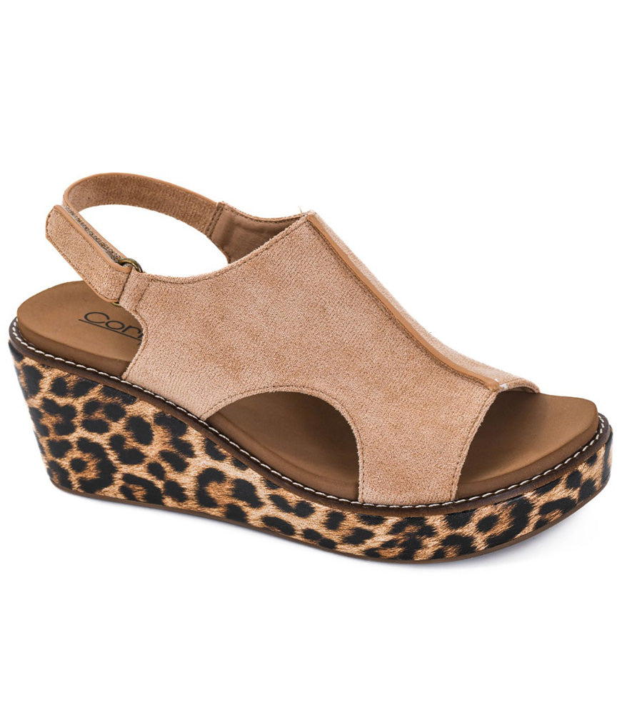 Carley in Camel Leopard Combo by Corkys