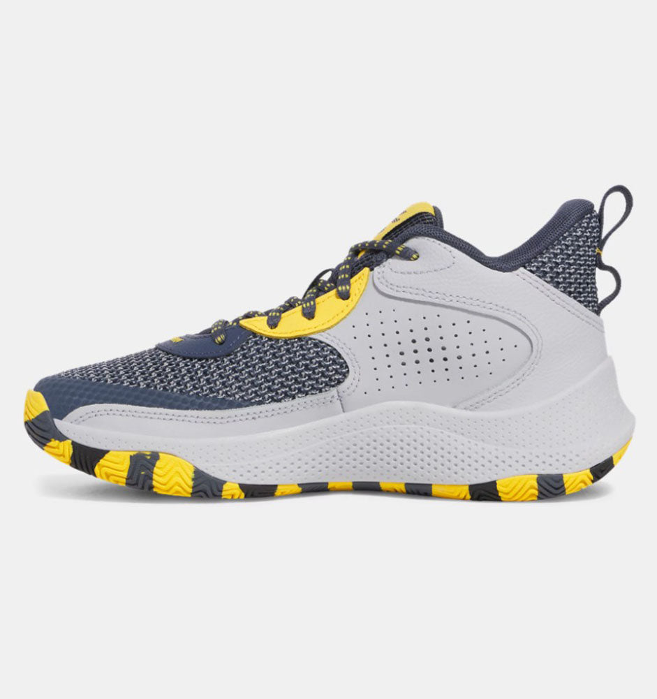 Curry 3Z 24 in Grey by Under Armour