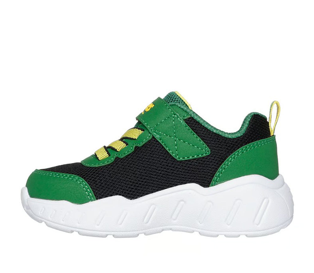 Play Scene Barn Squad Buddies in Green/Black by Skechers