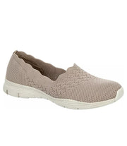 Seager-Stat in Taupe by Skechers