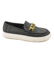 Chain Reaction in Black Oil PU by Corkys