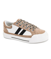 That’s Her in Sand White Black by Corkys