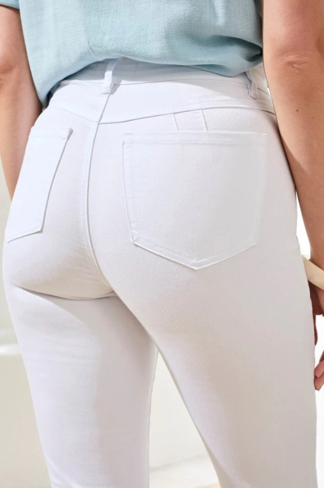 Sophia Curvy Hugging Straight Ankle Jeans in White by Tribal