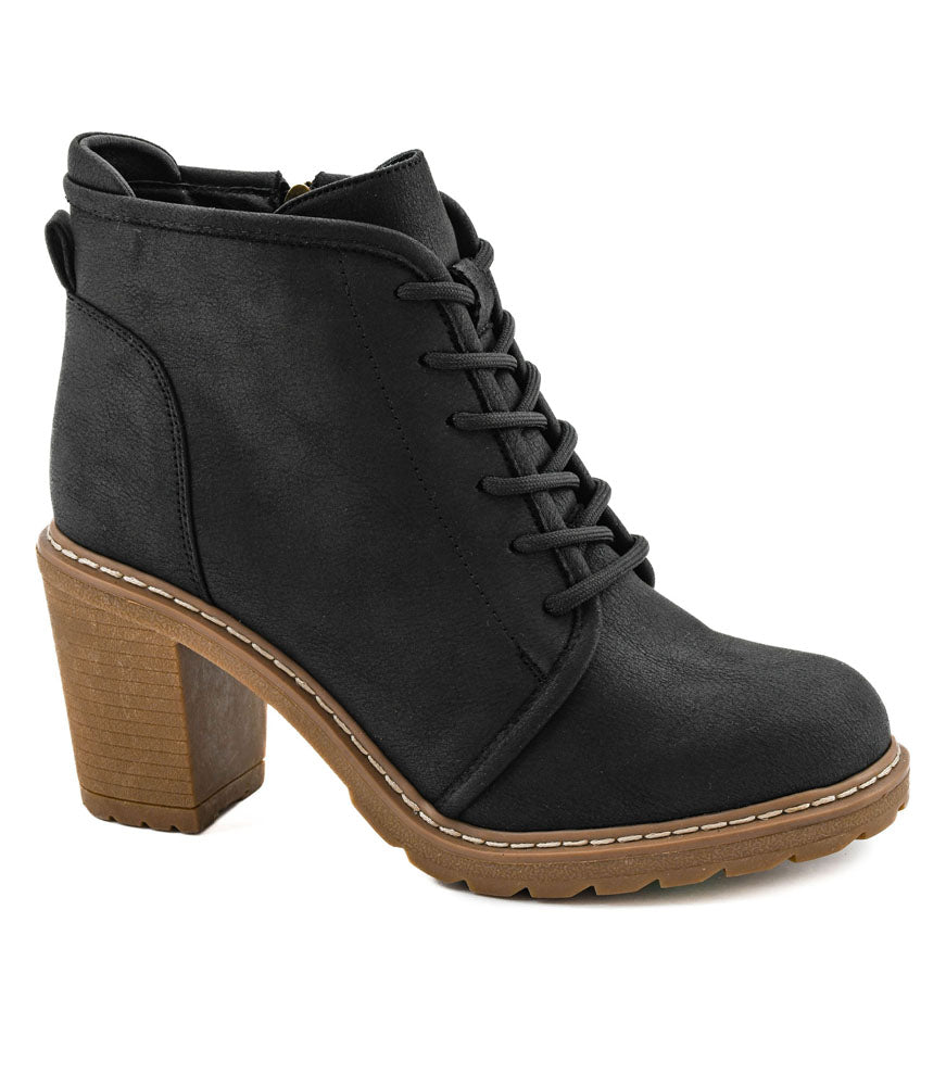 Broomstick in Black by Corkys
