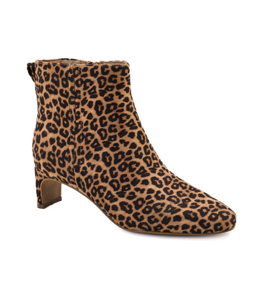 Bad Breakup in Leopard by Corkys
