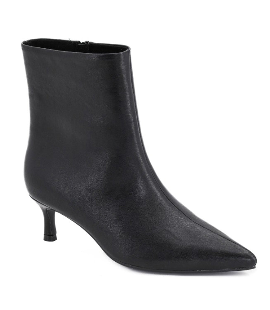 Gold Digger Black by Corkys