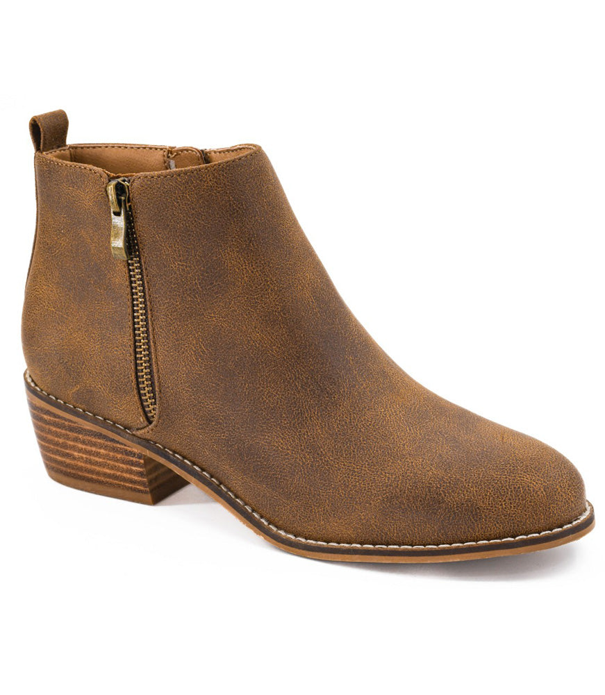 Don’t Be A Stranger in Tan Distressed by Corkys