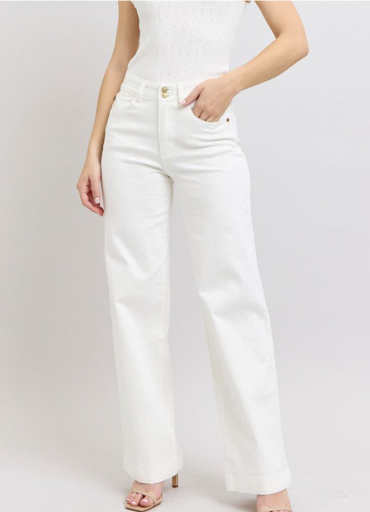 HW Double Button with Coin Pocket Embroidery in White by Judy Blue