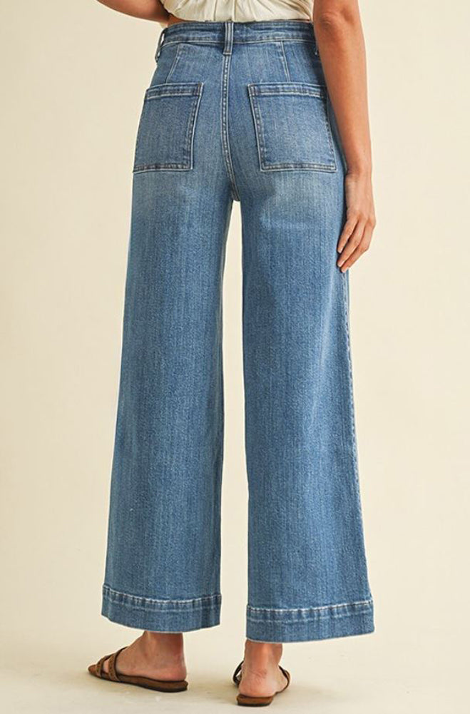 Stretch HR Pin Tuck Wide Leg Jeans by Anniewear