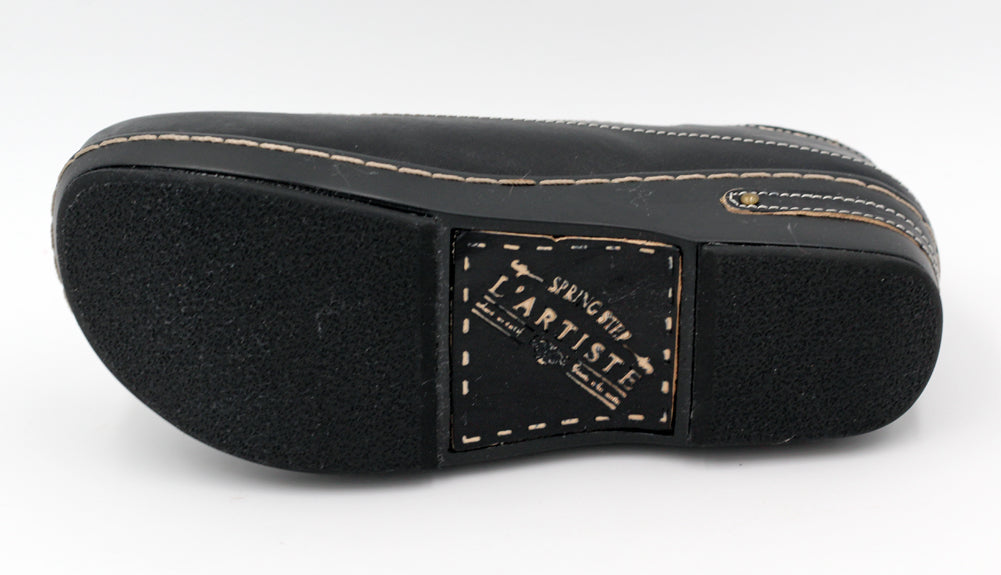 Burbank in Black by L'Ariste