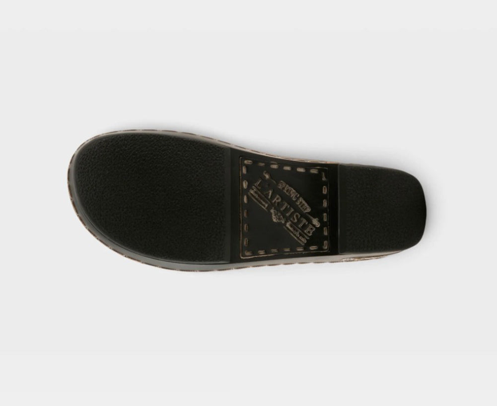 Chino-Dazis in Black Multi by L Artiste