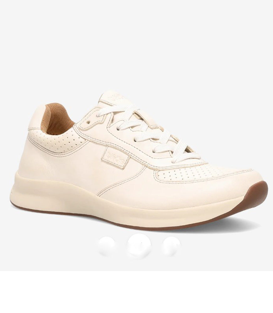 Delta in Tofu by Taos Footwear