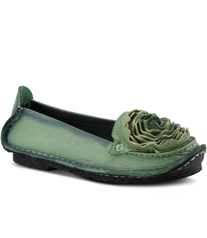 Dezi in Green Leather by L'Artiste