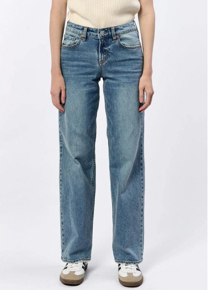 Taylor Jeans in Vintage Flow by Dear John