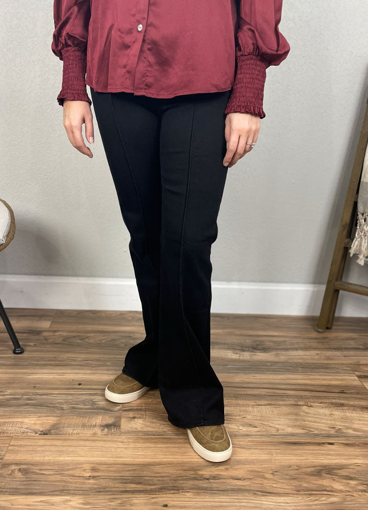 Mindy Pull On Jeans in Black by Dear John