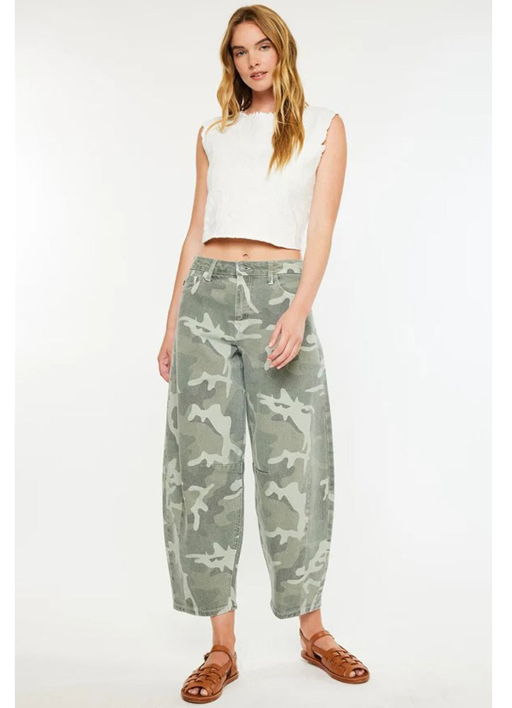 HR Camo Print Horseshoe Jeans by KanCan