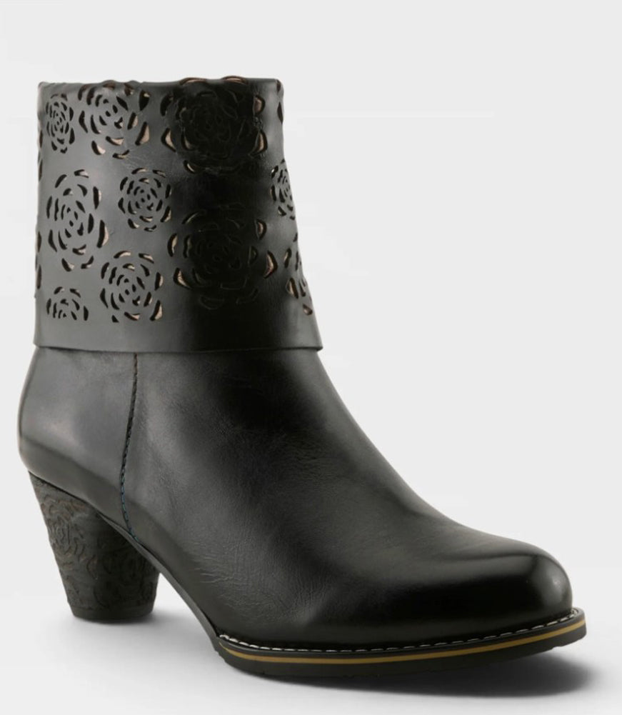 KissofaRose in Black Multi by L Artiste