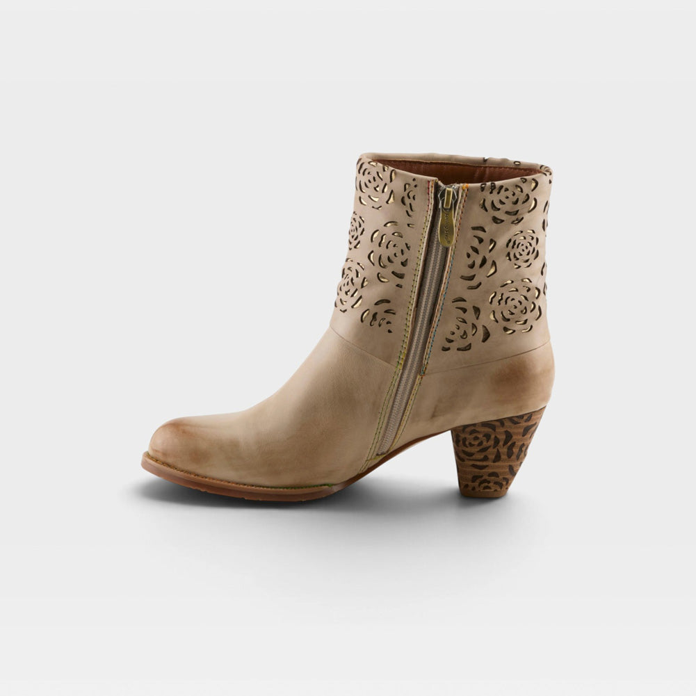 KissofaRose in Beige Multi by L Artiste