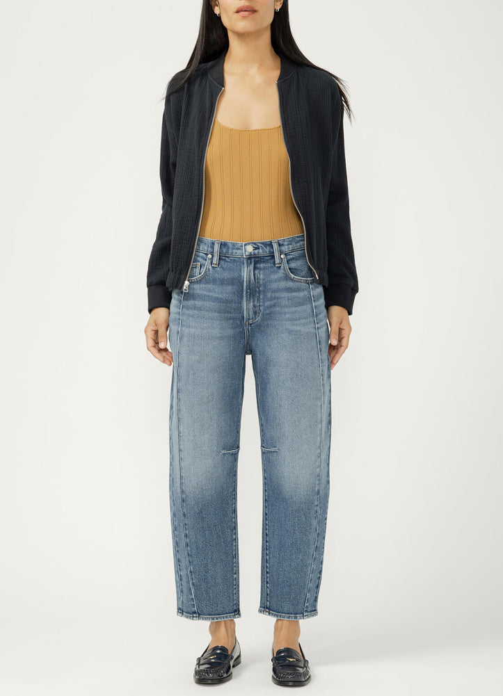 Barrel Leg in Lindon by Silver Jeans