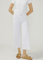 Suki Wide Leg Crop Jeans in White by Silver