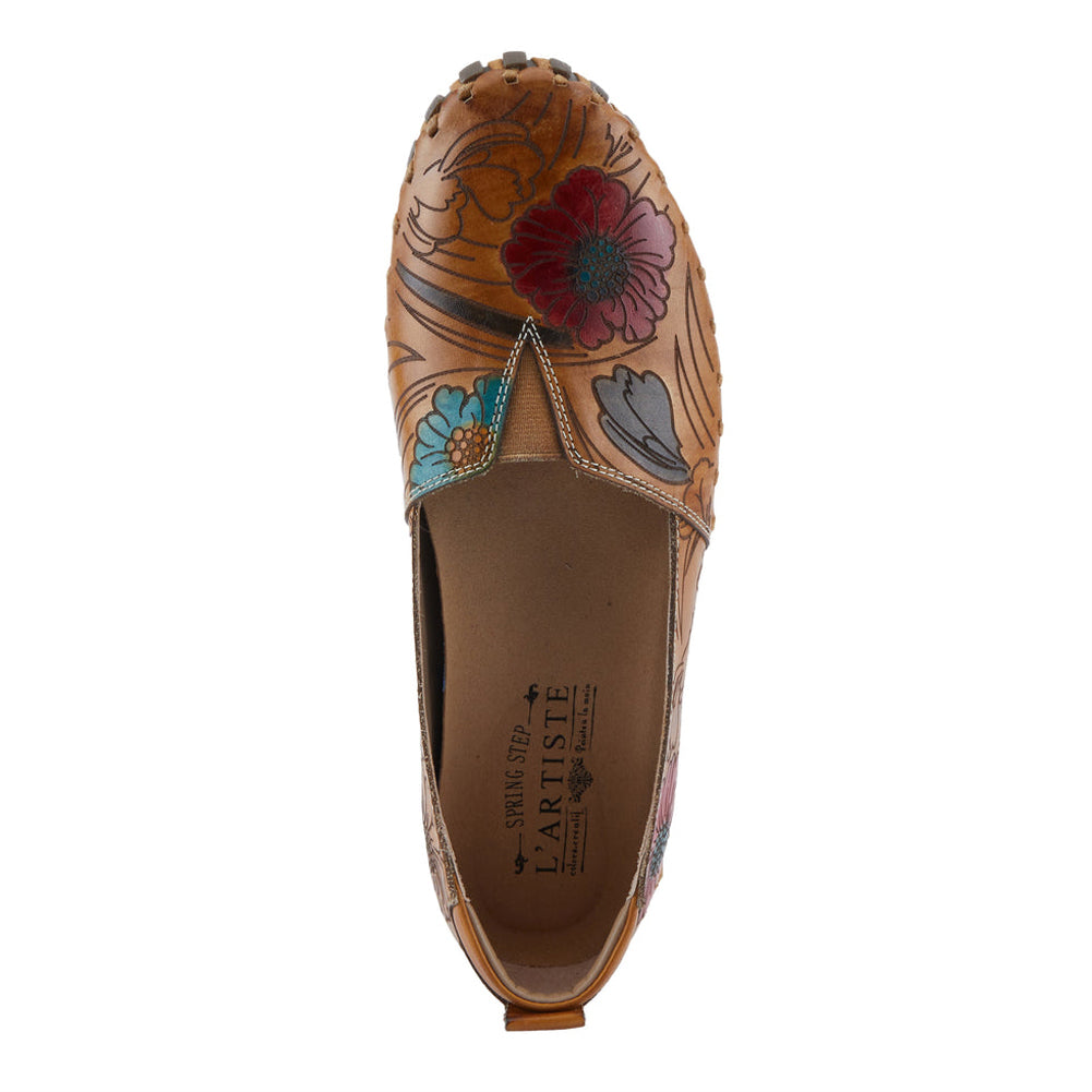 Modesty in Camel by L Artiste