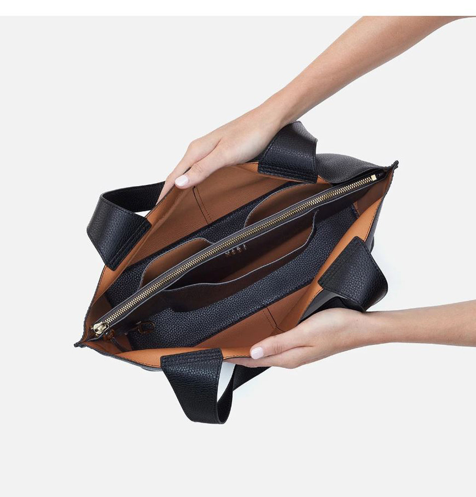 Vida Tote MP Black/Biscuit by Hobo
