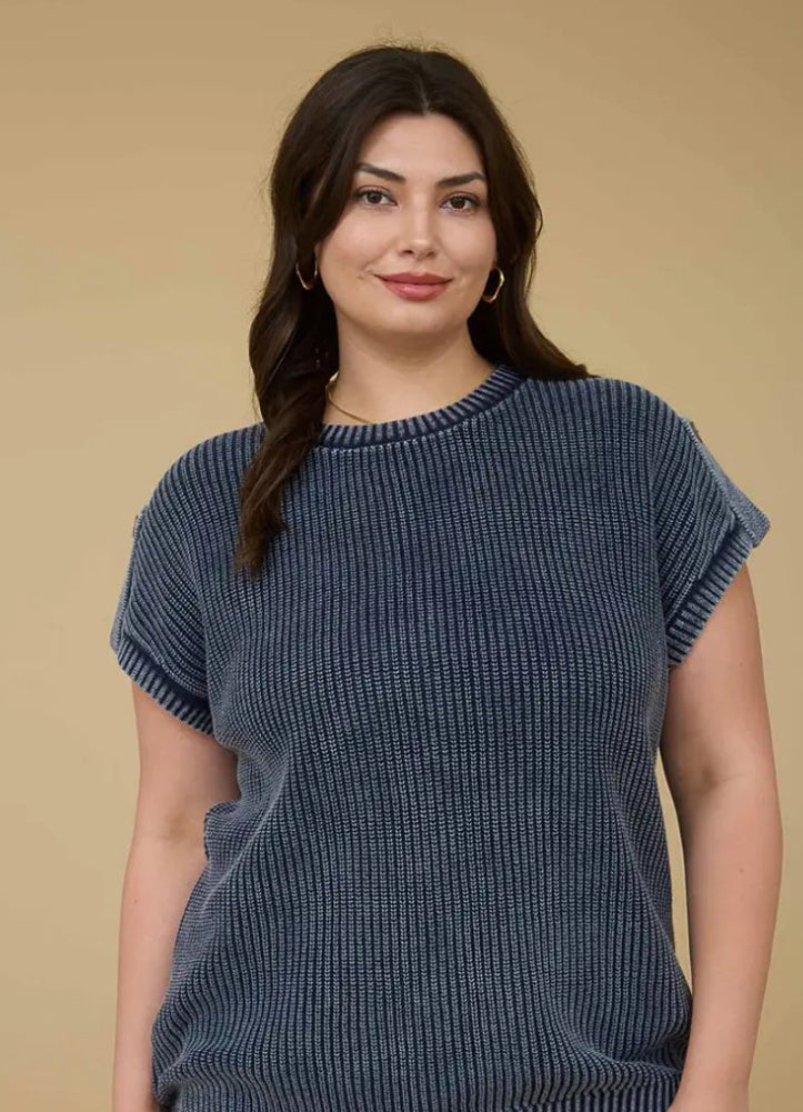 Plus Washed Knit SS Pullover Sweater in Charcoal by Blu Pepper